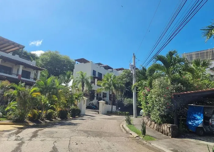 Sunset Retreat-walk To * Coco